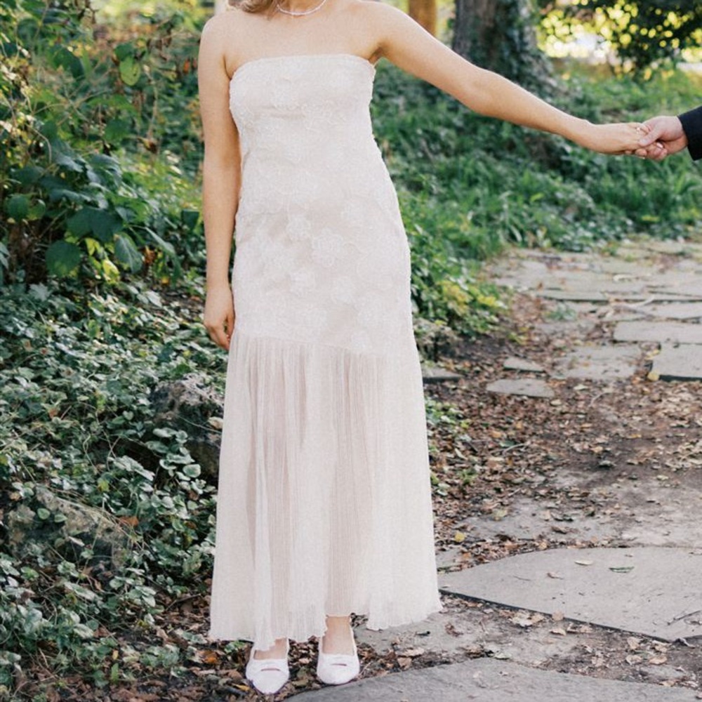 12th Tribe Elegant Strapless Lace Gown